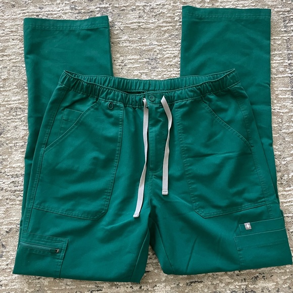 Pants - Picture 9 of 10